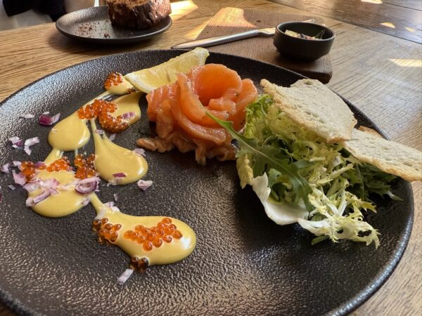Rataskaevu 16 freshly salted salmon