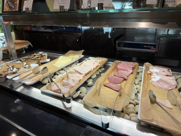 パーク イン バイ ラディソン メリトン カンファレンス & スパ ホテル タリンの朝食